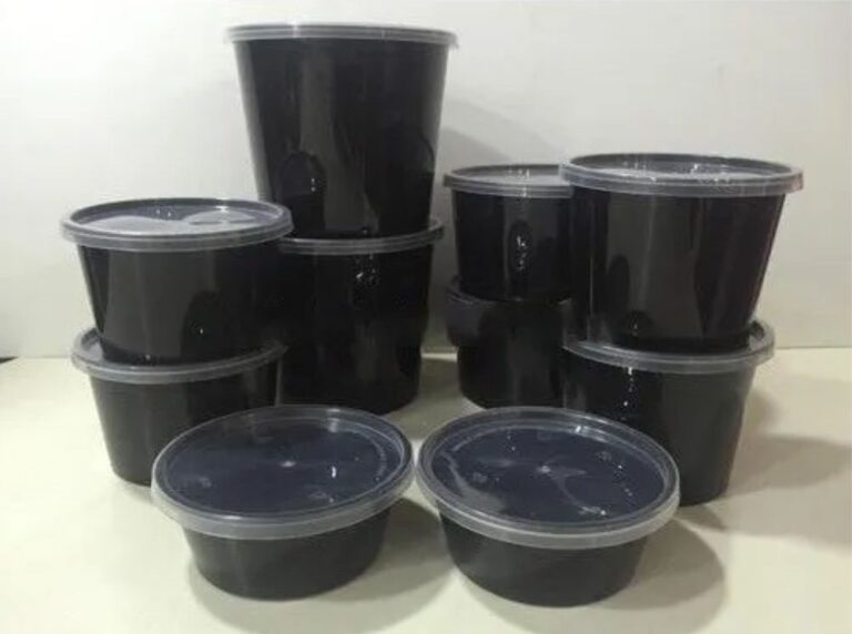 All black food containers
